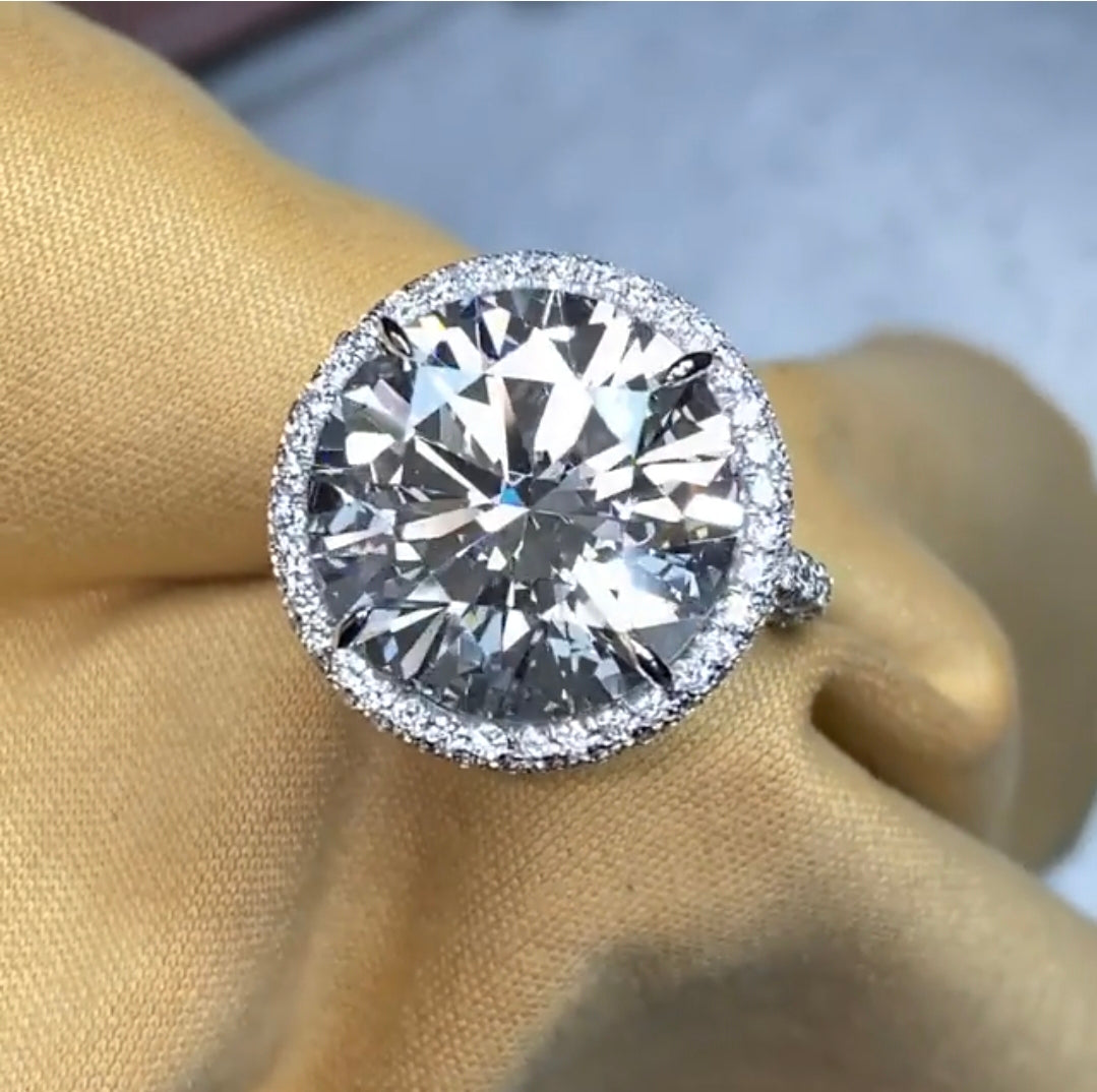 Custom-designed engagement ring with a flawless diamond, crafted by Sevan.